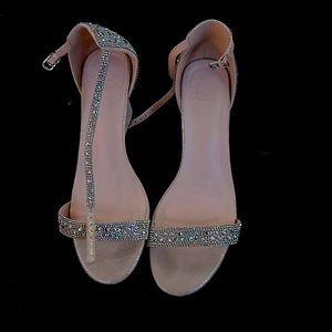 Heals with rhinestones